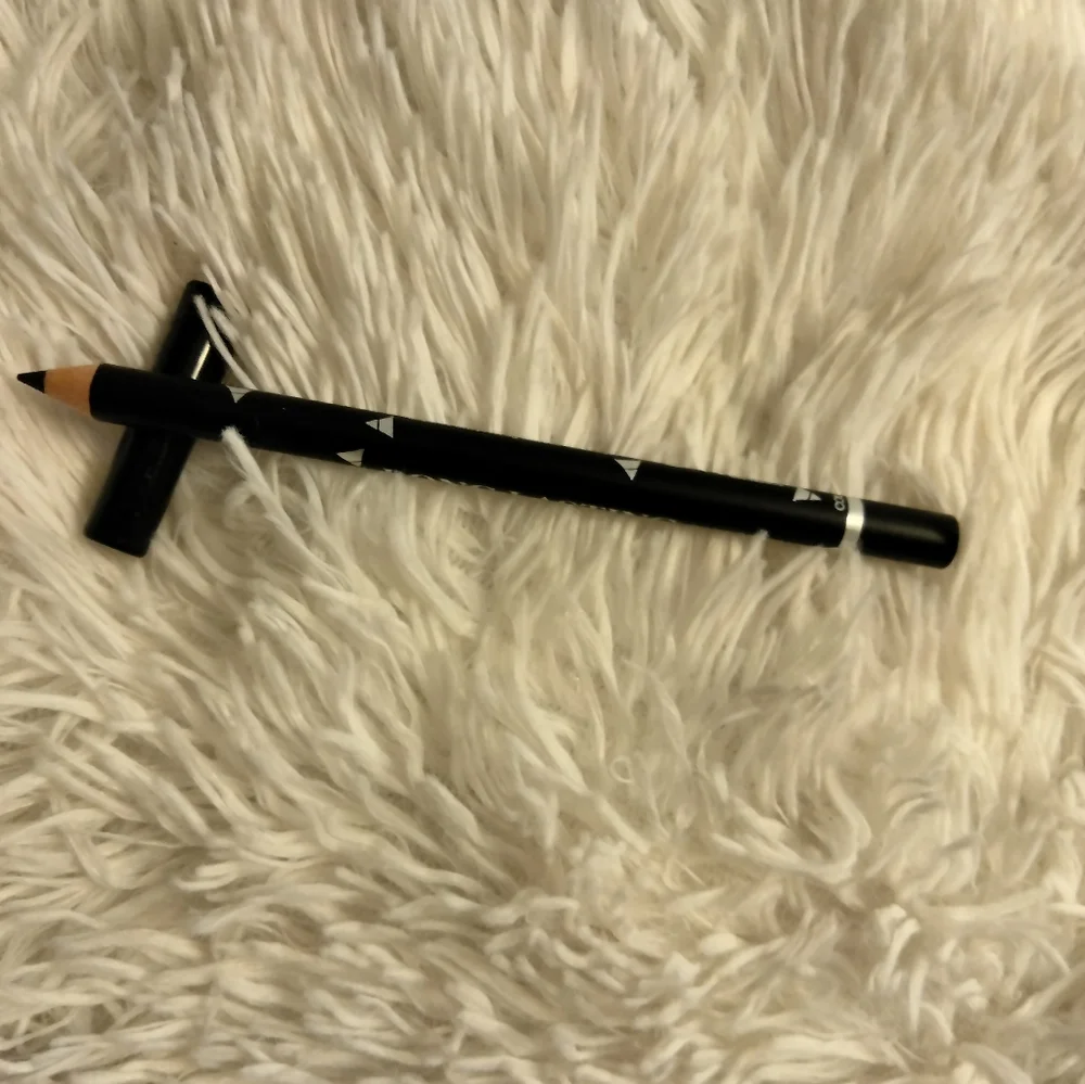 🆕 Eyebrow Pencil #01